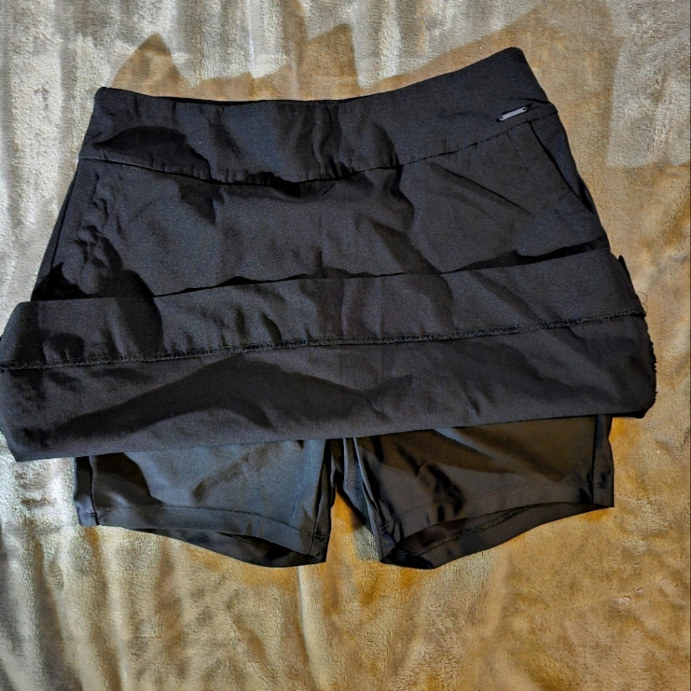 Size 6 - medium office attire skort